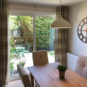  Holiday home St Margaret's Cottage,